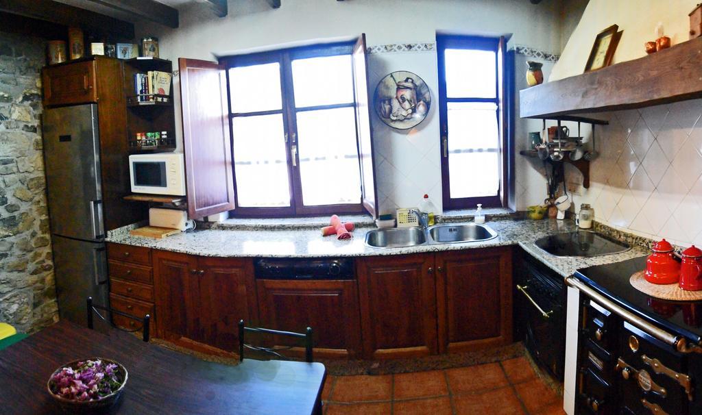 Trisqueles Y Buganvillas Villaviciosa  Εξωτερικό φωτογραφία