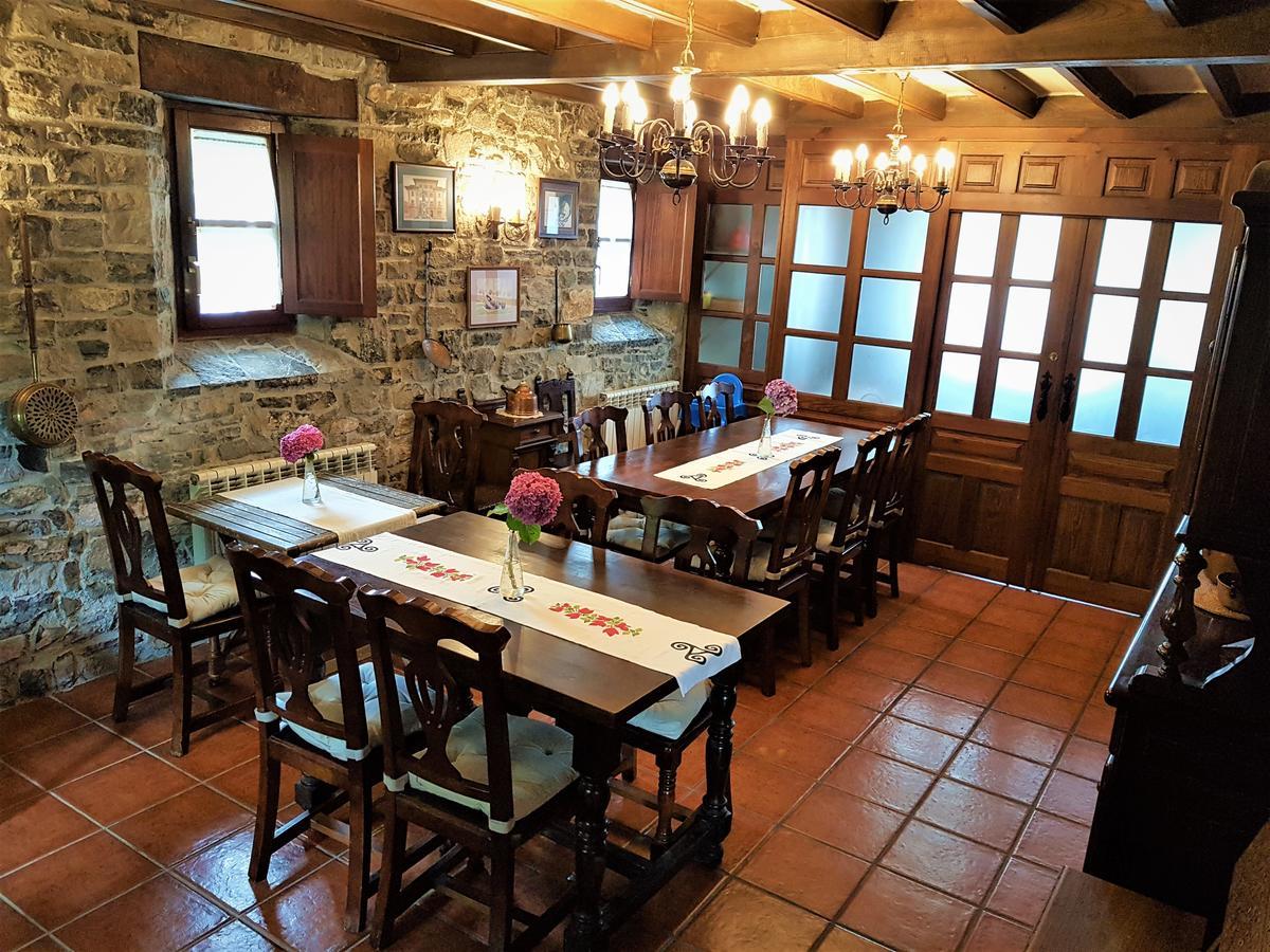 Trisqueles Y Buganvillas Villaviciosa  Εξωτερικό φωτογραφία