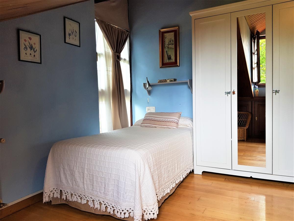 Trisqueles Y Buganvillas Villaviciosa  Εξωτερικό φωτογραφία
